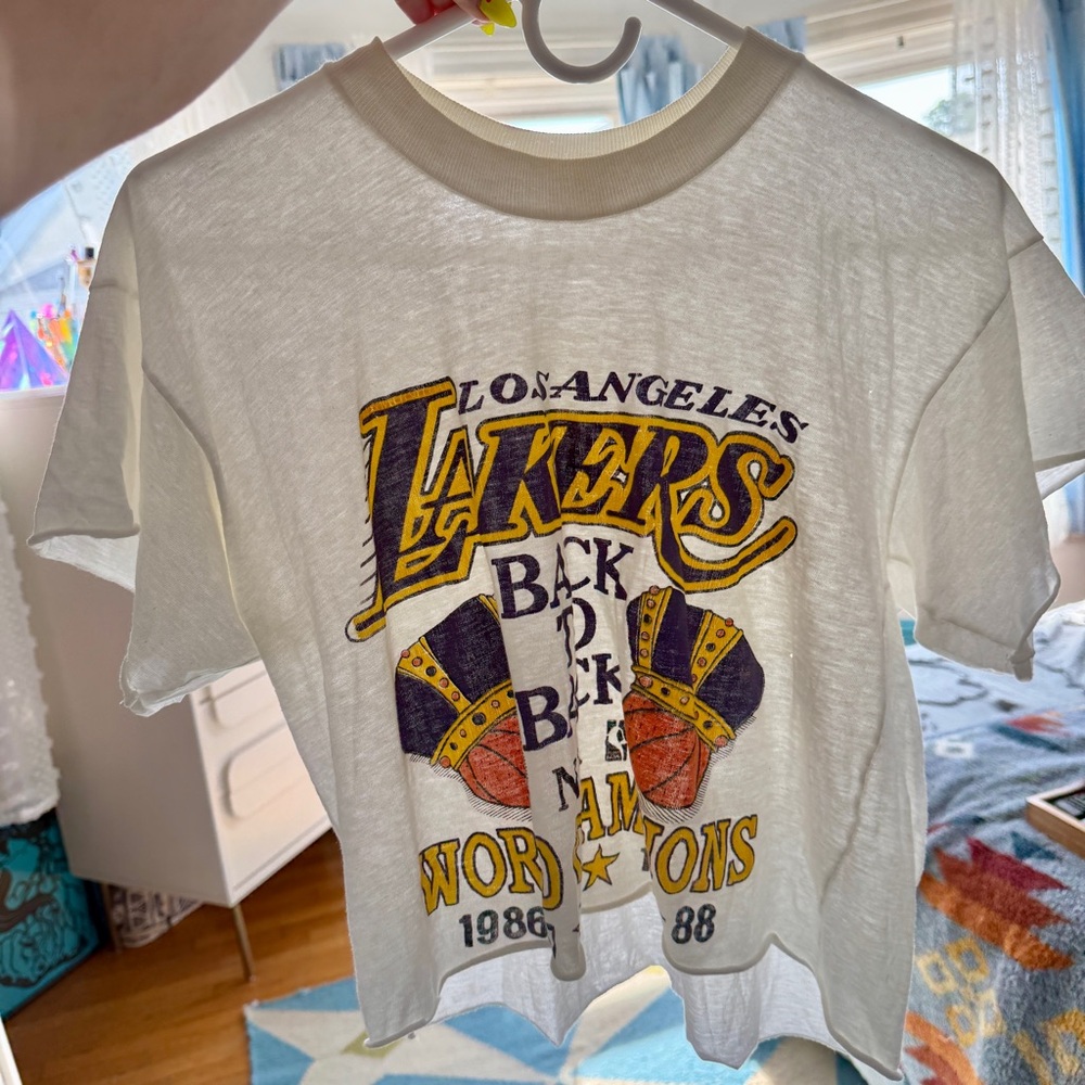 White vintage 80s Los Angeles Lakers NBA championship tee